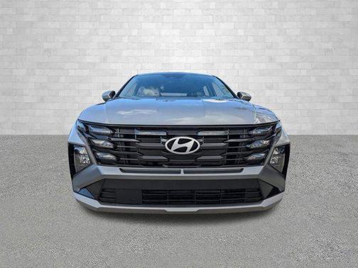 Shimmering Silver 2026 Hyundai TUCSON SE