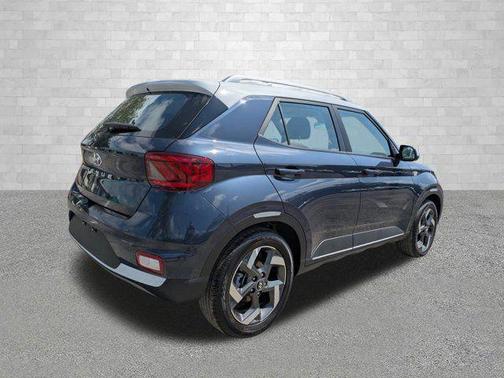 Denim w/White Roof 2026 Hyundai VENUE SEL w/Two-Tone Roof