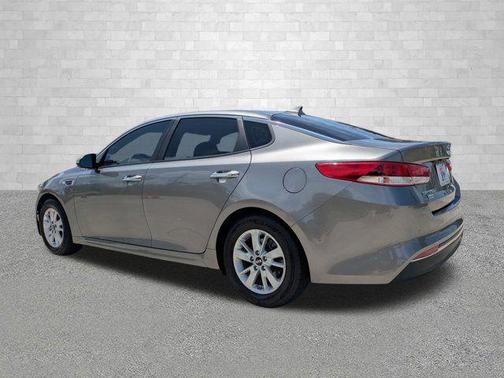 Titanium Silver 2018 Kia Optima LX