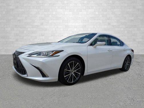 2022 Lexus ES 350 Base