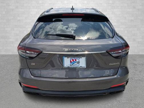 2021 Maserati Levante Base