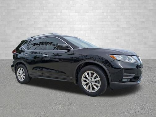 Magnetic Black Pearl 2020 Nissan Rogue S