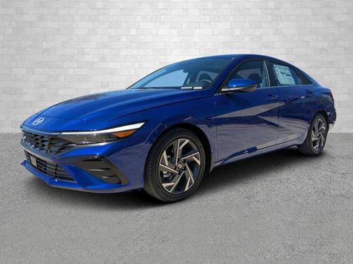 2025 Hyundai ELANTRA SEL