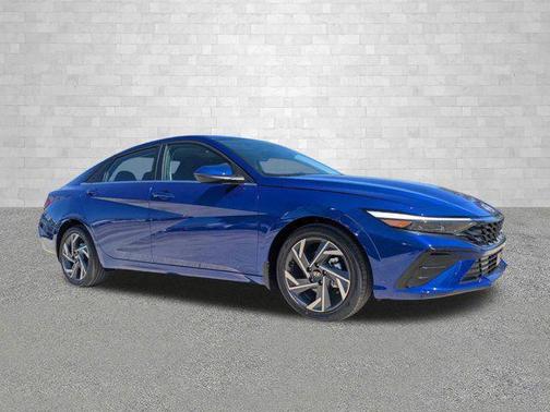 2025 Hyundai ELANTRA SEL