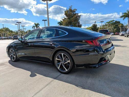 2021 Hyundai SONATA SEL Plus