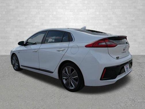 2017 Hyundai IONIQ Hybrid Limited