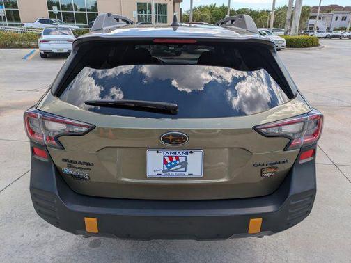 Autumn Green Metallic 2024 Subaru Outback Wilderness