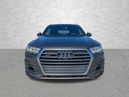 2019 Audi Q7 55 Premium Plus