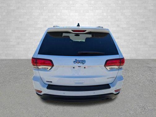 2020 Jeep Grand Cherokee Laredo