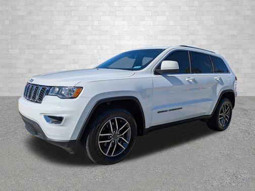 2020 Jeep Grand Cherokee Laredo