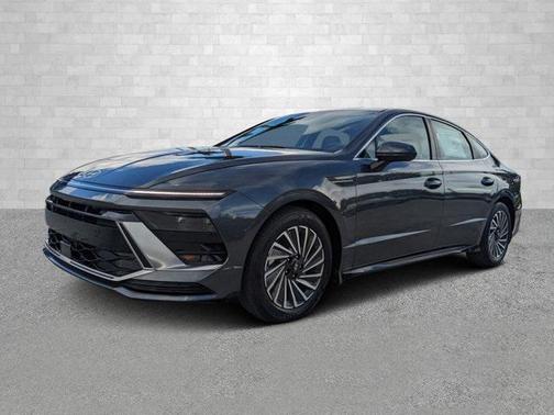2024 Hyundai SONATA Hybrid SE