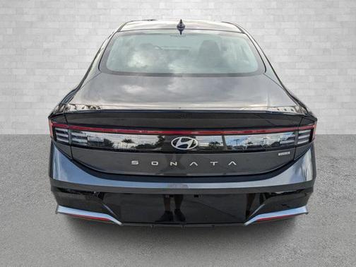 2024 Hyundai SONATA Hybrid SE