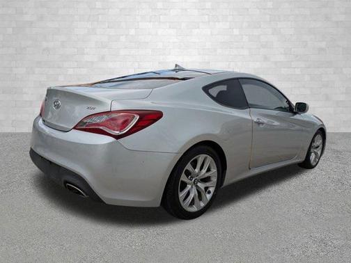 2013 Hyundai Genesis Coupe 2.0T Premium