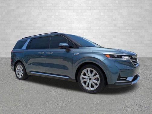 Astra Blue 2022 Kia Carnival SX