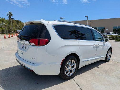 2019 Chrysler Pacifica Limited