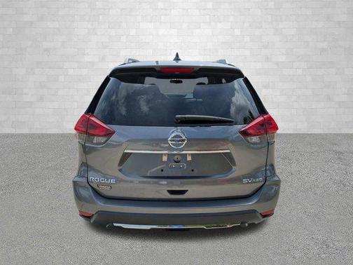 Gun Metallic 2018 Nissan Rogue SV