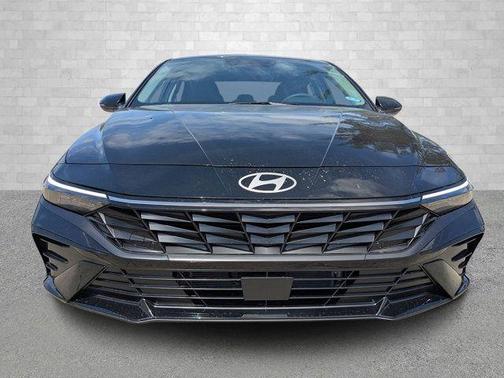 2025 Hyundai ELANTRA HEV Limited