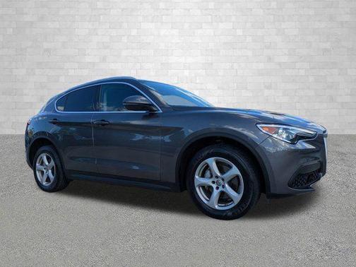 2018 Alfa Romeo Stelvio Base