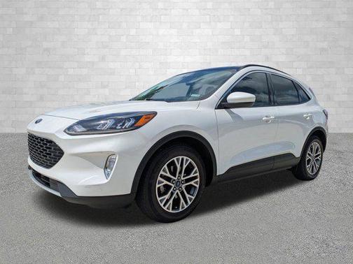 Star White Metallic Tri-Coat 2022 Ford Escape SEL