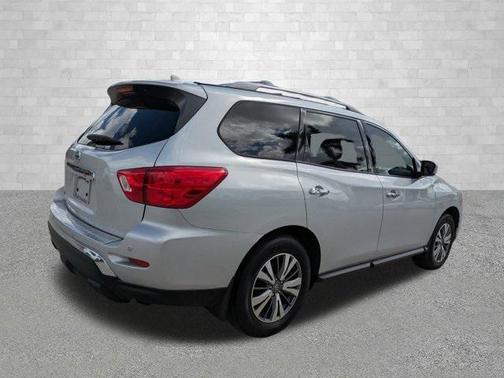 2020 Nissan Pathfinder S 2WD