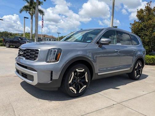 2023 Kia Telluride S