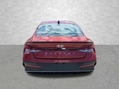 2025 Hyundai ELANTRA Sport