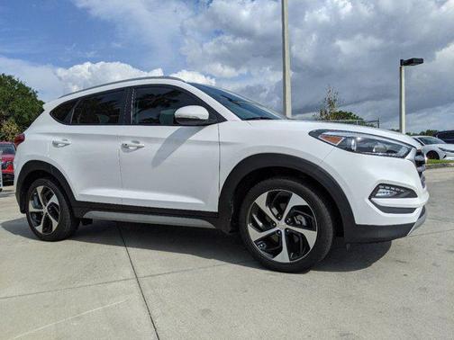 Dazzling White 2018 Hyundai TUCSON Sport