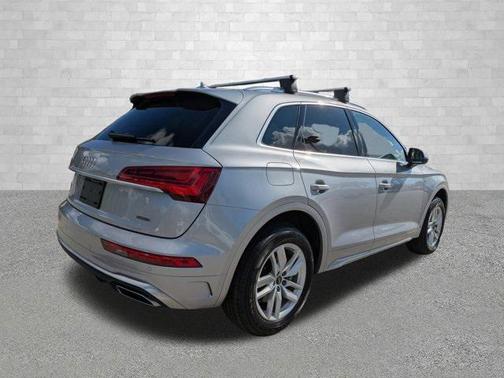 2022 Audi Q5 45 S line Premium