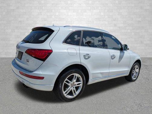 2017 Audi Q5 2.0T Premium Plus