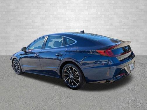 2021 Hyundai SONATA Limited