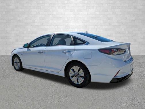 2019 Hyundai SONATA Hybrid SE