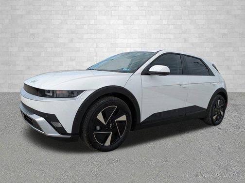 2026 Hyundai IONIQ 5 SE