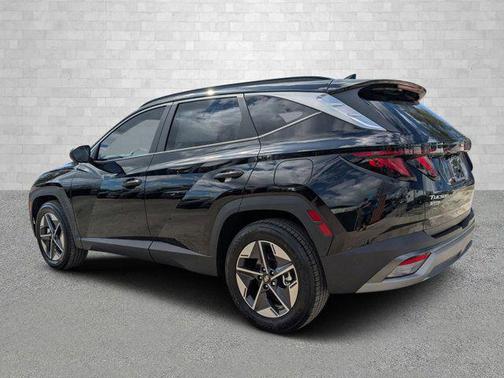 Phantom Black 2026 Hyundai TUCSON SEL