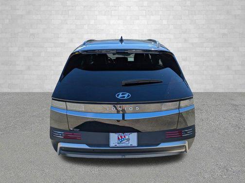 2025 Hyundai IONIQ 5 SEL