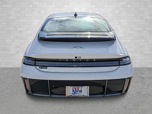 2025 Hyundai IONIQ 6 SEL