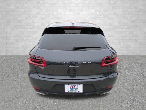 2018 Porsche Macan Base