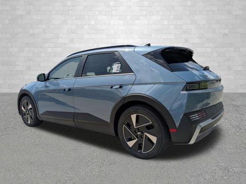 2025 Hyundai IONIQ 5 SEL
