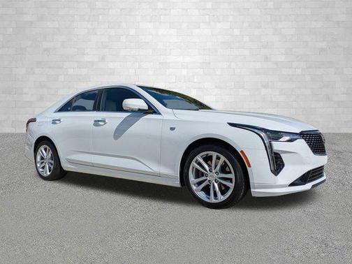 2023 Cadillac CT4 Luxury