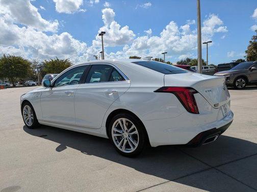 2023 Cadillac CT4 Luxury