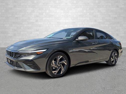 2025 Hyundai ELANTRA SEL