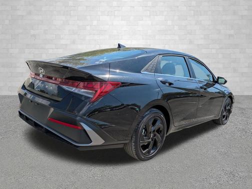 Abyss Black 2026 Hyundai ELANTRA Sport