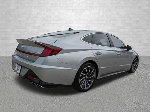2021 Hyundai SONATA Limited