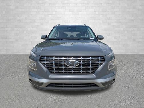 Ecotronic Gray 2023 Hyundai VENUE SEL