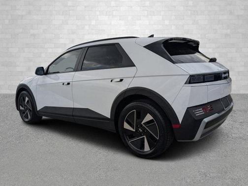 2025 Hyundai IONIQ 5 SE