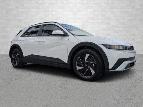 2025 Hyundai IONIQ 5 SE