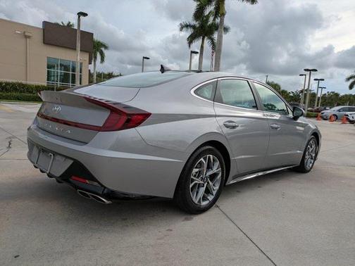 2023 Hyundai SONATA SEL
