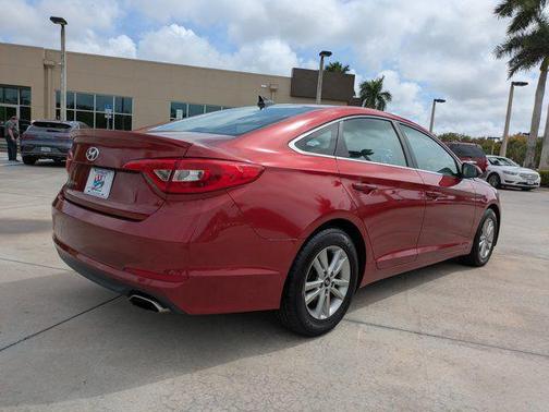2016 Hyundai SONATA SE