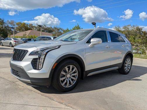 2020 Cadillac XT4 Premium Luxury
