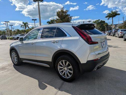 2020 Cadillac XT4 Premium Luxury