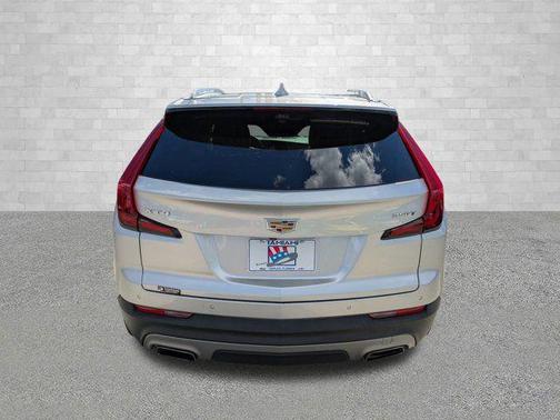 2020 Cadillac XT4 Premium Luxury